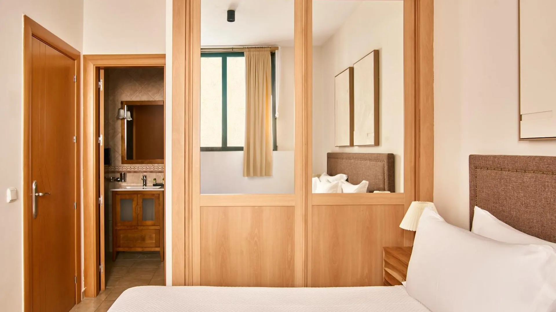 Apartamentos Turisticos Casa De La Borrega Estepona