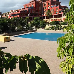 la-perla-sea-view-and-pool.tenerifehoteles.net/