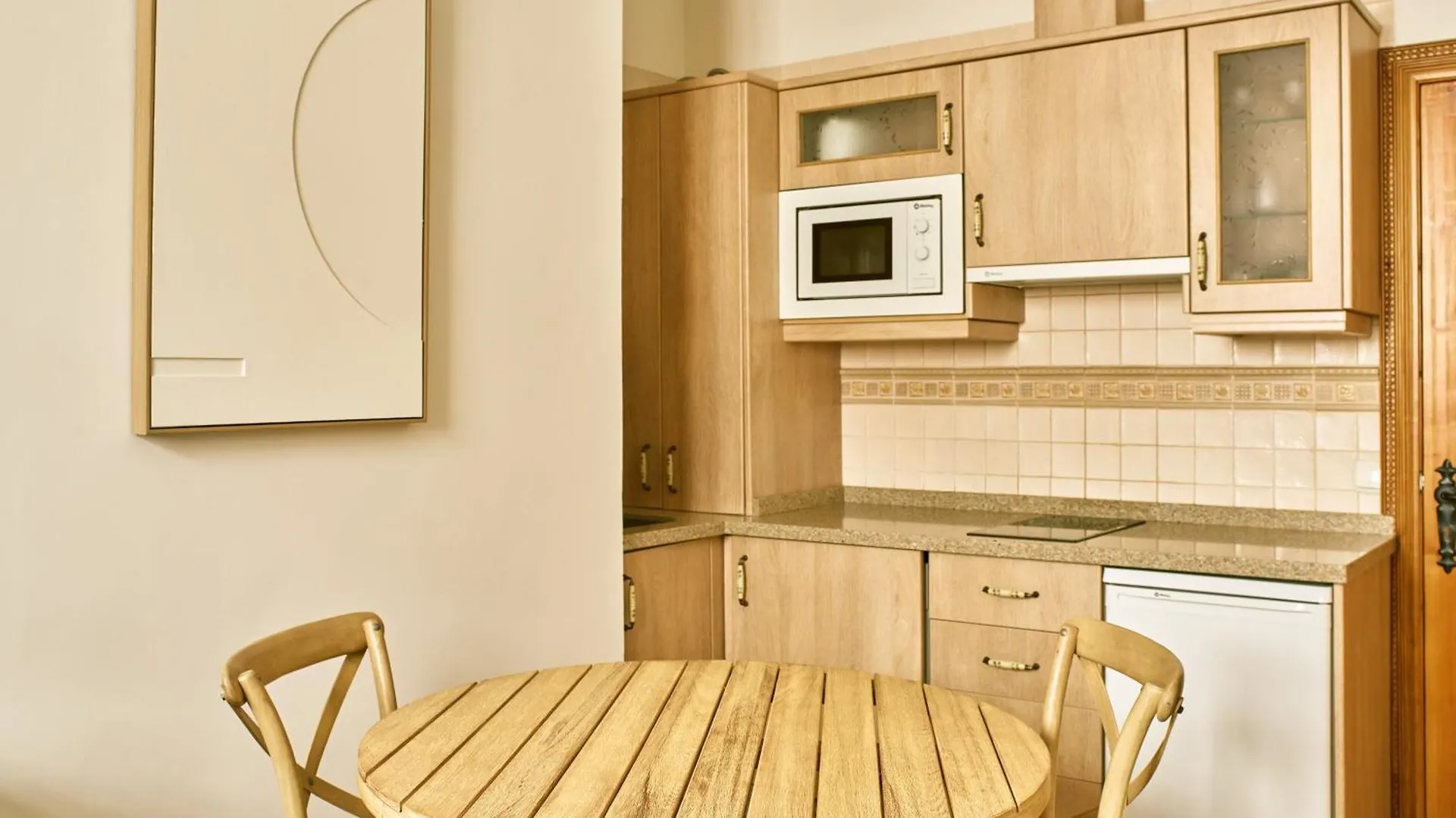 Apartamentos Turisticos Casa De La Borrega Estepona