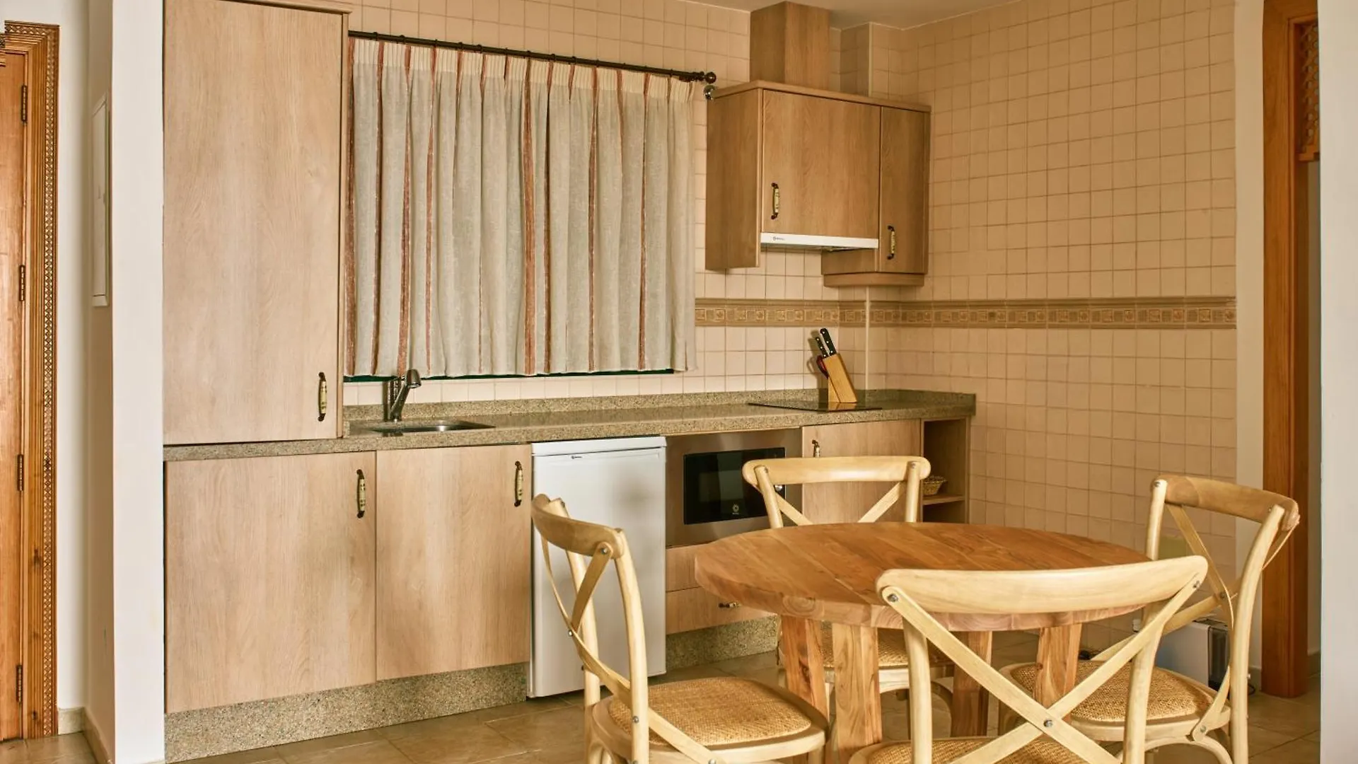 Apartment Apartamentos Turisticos Casa De La Borrega Estepona